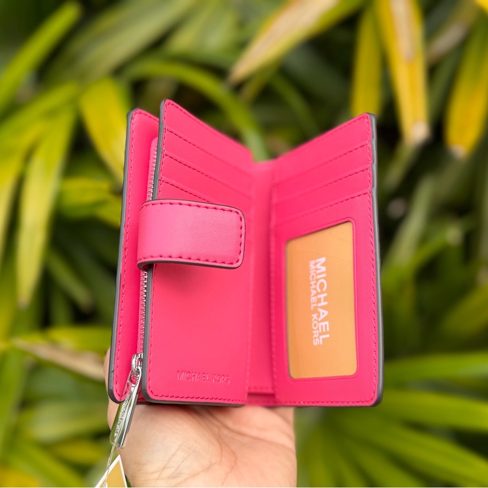 Michael Kors Jet Set Travel MD Coin Zipper Bifold Wallet MK Pink 🤍 - Picture 5 of 12